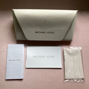 ✨Michael Kors Adrianna II Sunglasses ✨